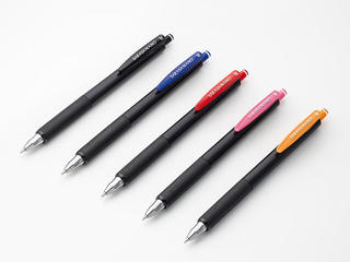 【新製品】ガリガリ感を解消した極細ボールペン「サラサナノ0.38」全５色