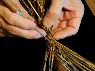 【新製品】プラチナ万年筆　編み上げた竹を軸に用いた万年筆