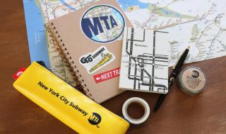 【新製品】NYの公共交通「MTA」をデザインしたステーショナリーの新ブランド