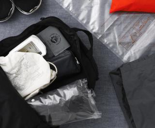 【新製品】旅行や出張、シーズン外の衣類の収納に便利な圧縮袋