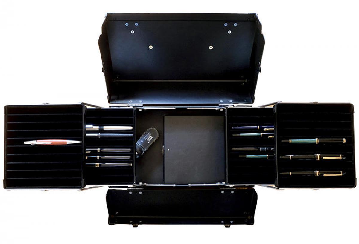 ファイバーペンボックス　ネイビー　万年筆　収納 新製品】ディスプレーのように美しく万年筆を一望できる「ファイバー