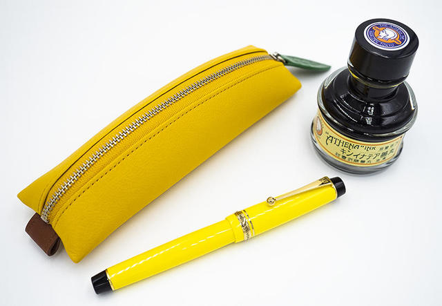 新品　丸善　創業150周年記念　限定　ペンケース　檸檬 新品 丸善 創業150周年記念 限定 ペンケース 檸檬 - メルカリ