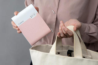 【新製品】シール紙にスクエアフォーマットで高画質プリント！ キヤノンのスマホ向けフォトプリンター