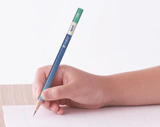 【新製品】さらっと消えてノートがきれいなかきかた鉛筆