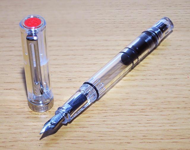 コレ買いました！】インクが映える透明ボディの台湾万年筆
