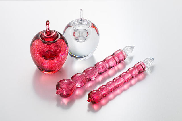 新製品】青森のりんごが手に収まるかわいいガラスペンに！｜