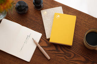 【新製品】万年筆のためのノート「SEVEN SEASシリーズ」に文庫本サイズが登場