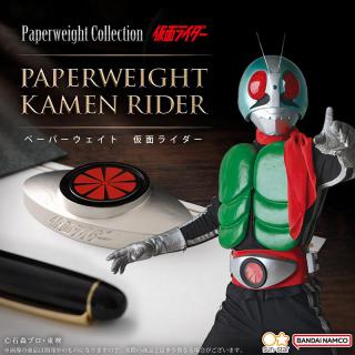 【新製品】「仮面ライダー」変身ベルト型のペーパーウェイトが登場！