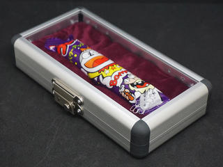 【新製品】アルミケースメーカーが本気で作った「うまい棒」専用ケース！