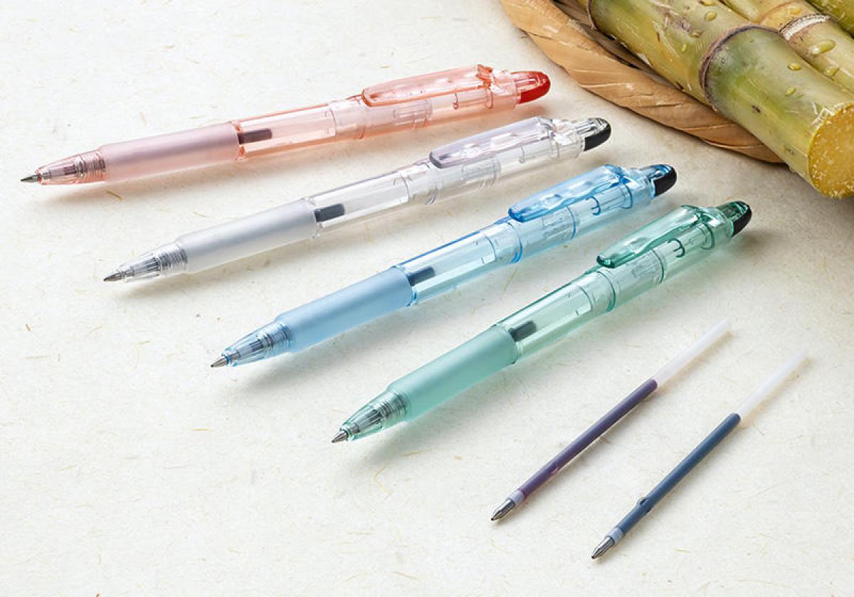ストライプデザインのプラスチック文房具 新製品】業界初！ インクチューブにサトウキビ由来のバイオマス