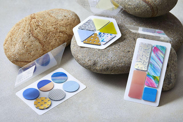 新製品】コスメのような見た目。貼ってはがせるデコシール