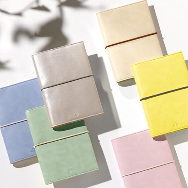 【新製品】"1年を晴れにする"「SUNNY SCHEDULE BOOK 」2024年版