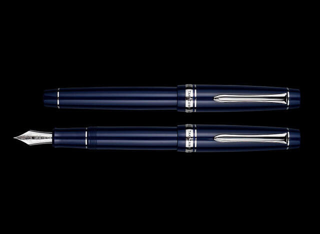 【美品】滝沢印刷創業88周年記念オリジナル 万年筆 「紺忠」 EFペン先 c21c6ca50d494071b18480e74d314b