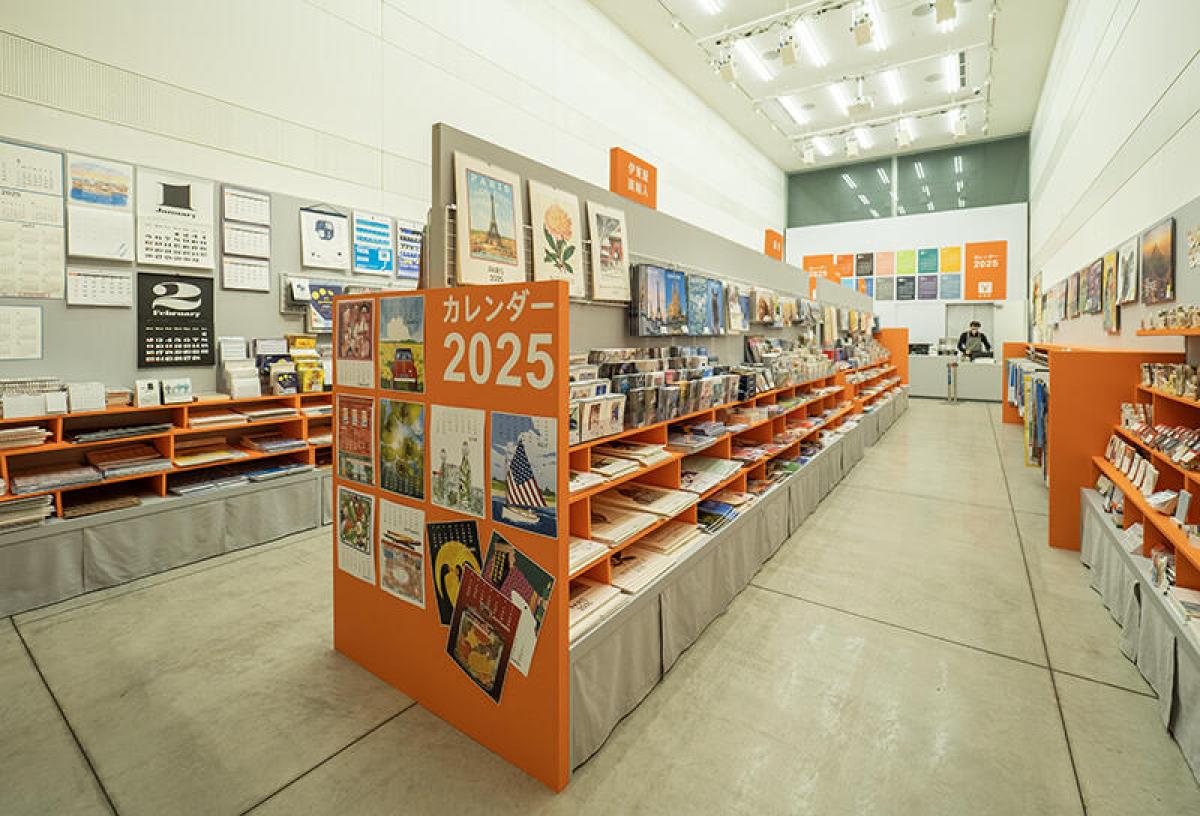 ニュース】伊東屋で「カレンダーフェア2025」開催中！｜