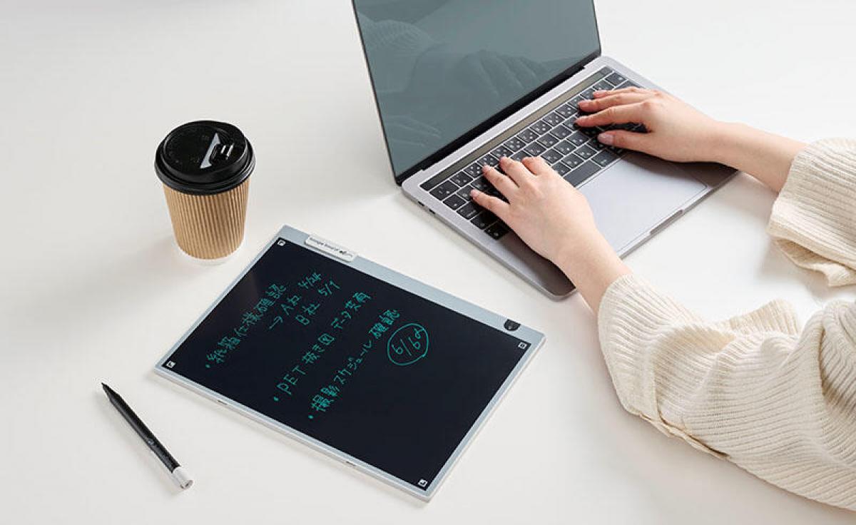 新製品】電子メモパッド「ブギーボード」シリーズで最大の画面サイズ｜