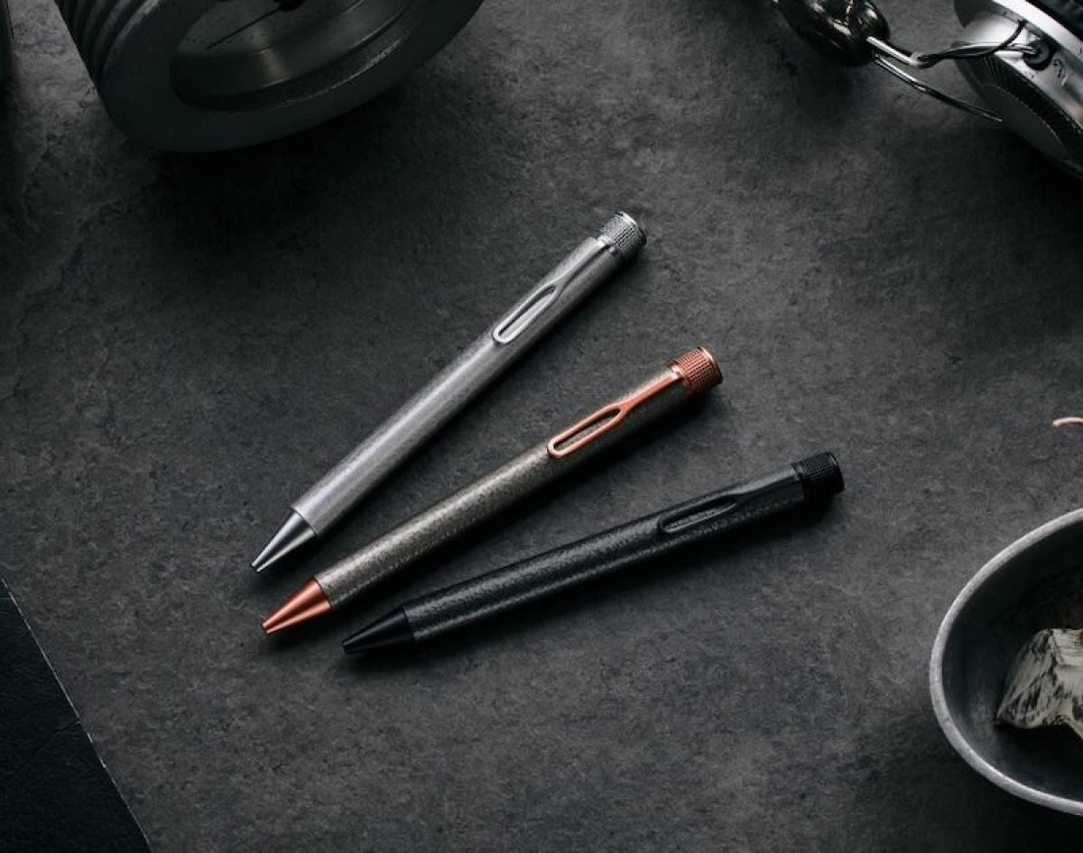 新製品】ハンマートーン塗装による凹凸感のある表情豊かなボールペン
