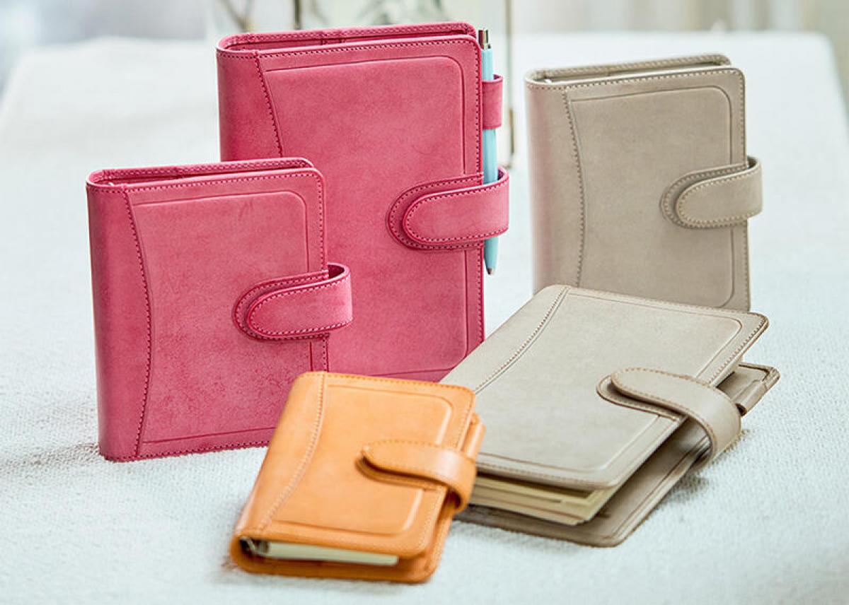 新製品】丸いフォルムが魅力のホックベルトタイプ「ロロマホック