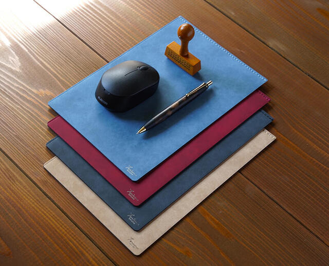 【新製品】"大人のための下敷き"にB5サイズが新登場！