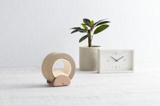 【新製品】サクッと切れて、スッと立つ！クラフトテープ専用カッター