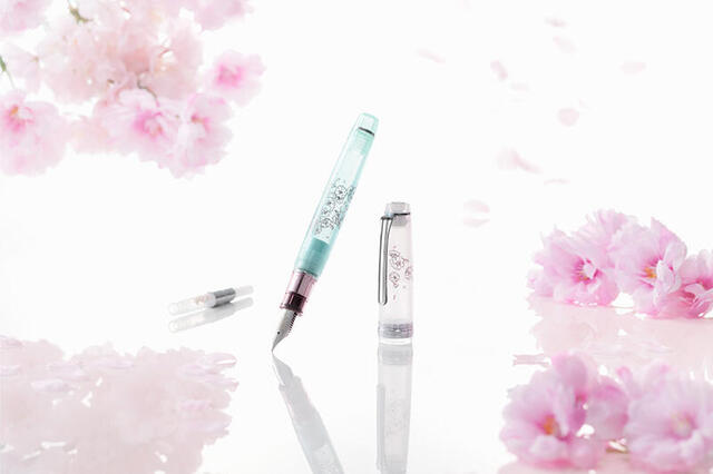 Sailor　セーラー アンコーラオリジナル PGS 桜　B-nib 新製品】八重桜をイメージしたアンコーラ限定万年筆｜