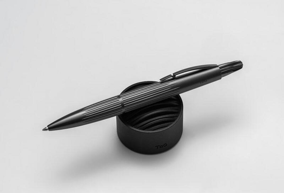 新製品】潜水艦をモチーフにしたボールペン｜
