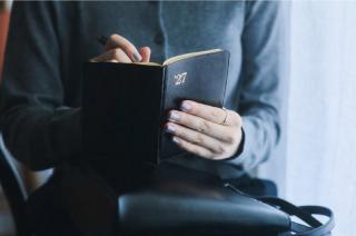 【連載】プロに聞く！文房具のある毎日｜今年中にやっておきたい、来年の手帳のセットアップ