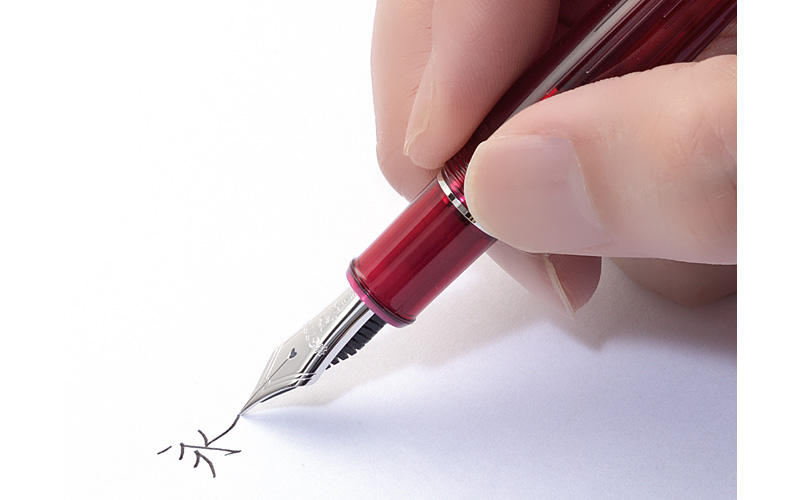 新製品】プラチナ万年筆「富士旬景シリーズ」第1弾の「春暁（しゅん